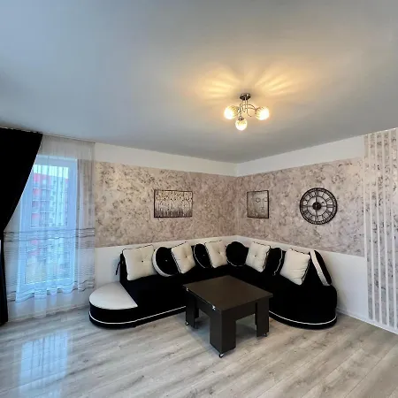 Apartamento Moncler Family Braşov